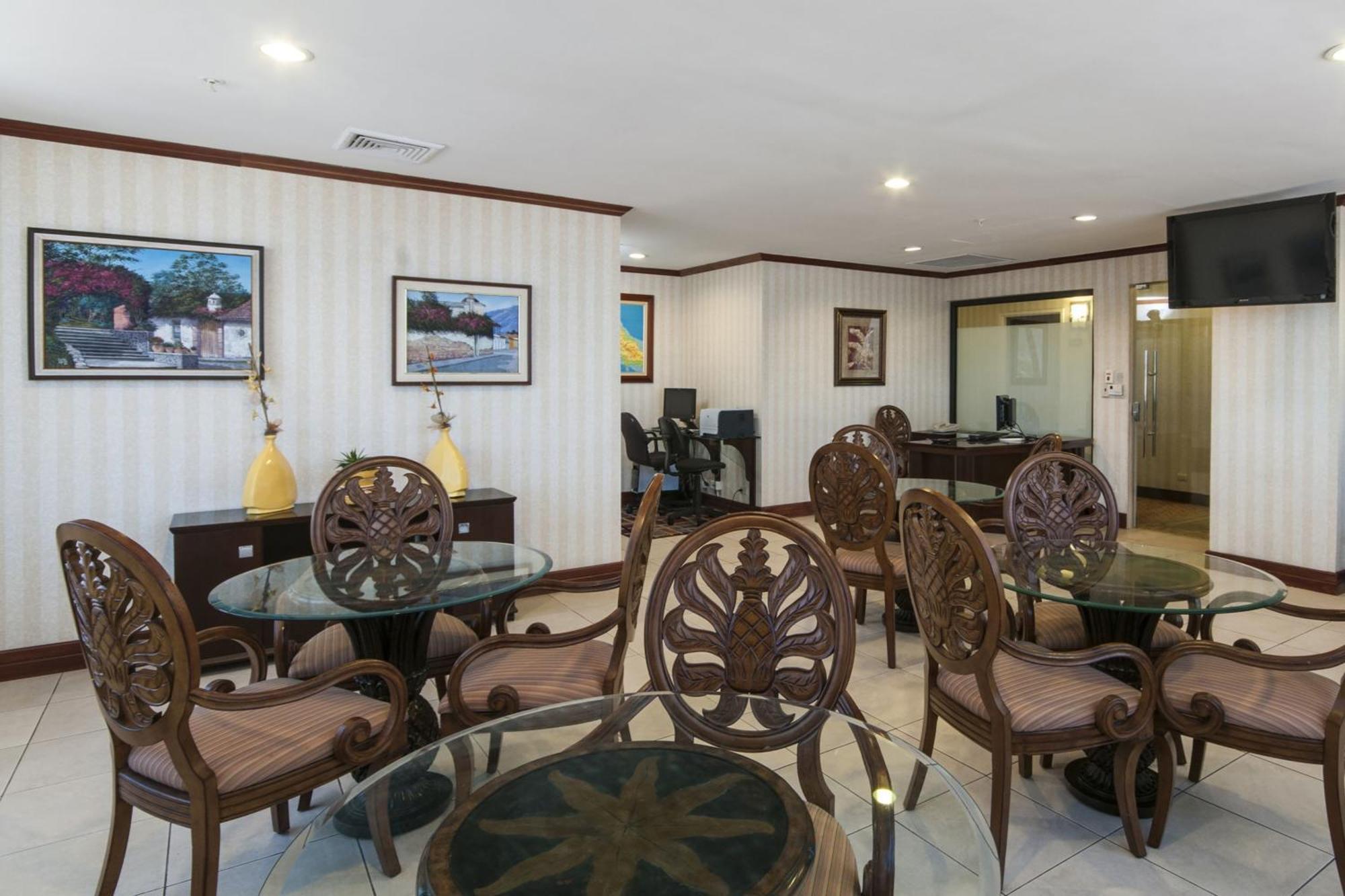 Hotel Delta By Marriott Aurola