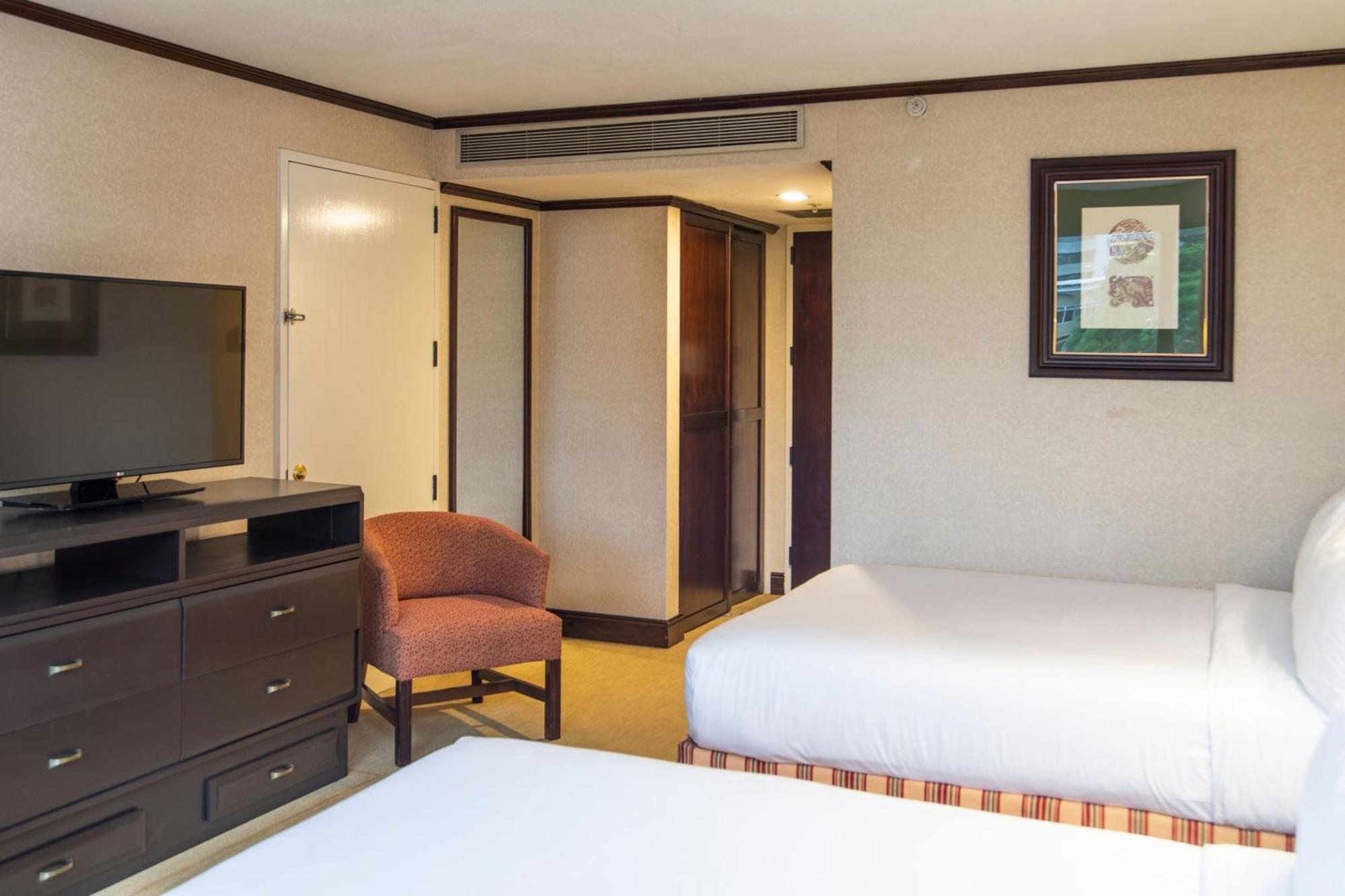 Delta By Marriott Aurola Hotel